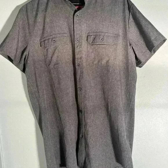 Kenneth‎ Cole Button Down - Picture 1 of 4